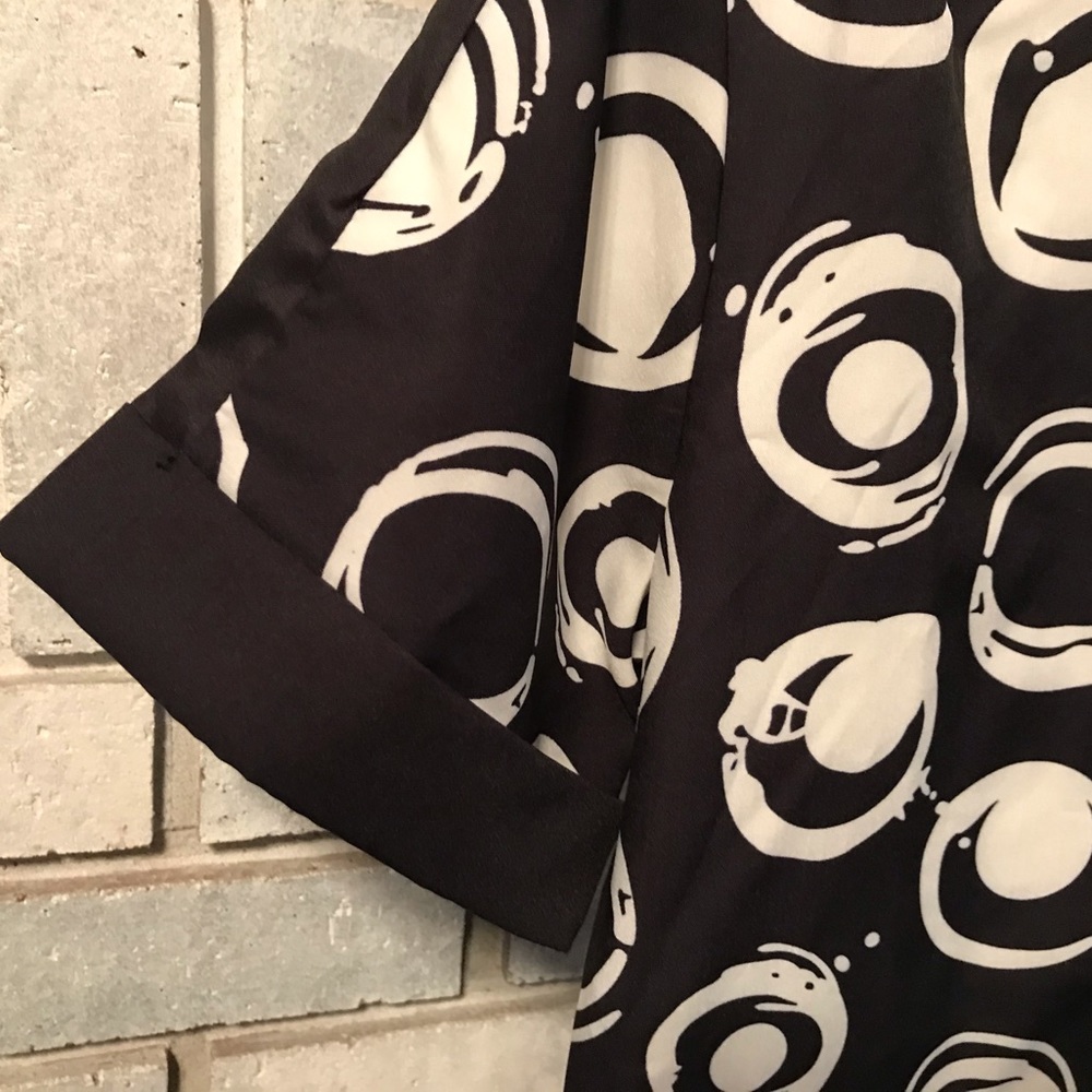 New! Modlily Split Neck Roll Cuff Circle Print Top - image 6